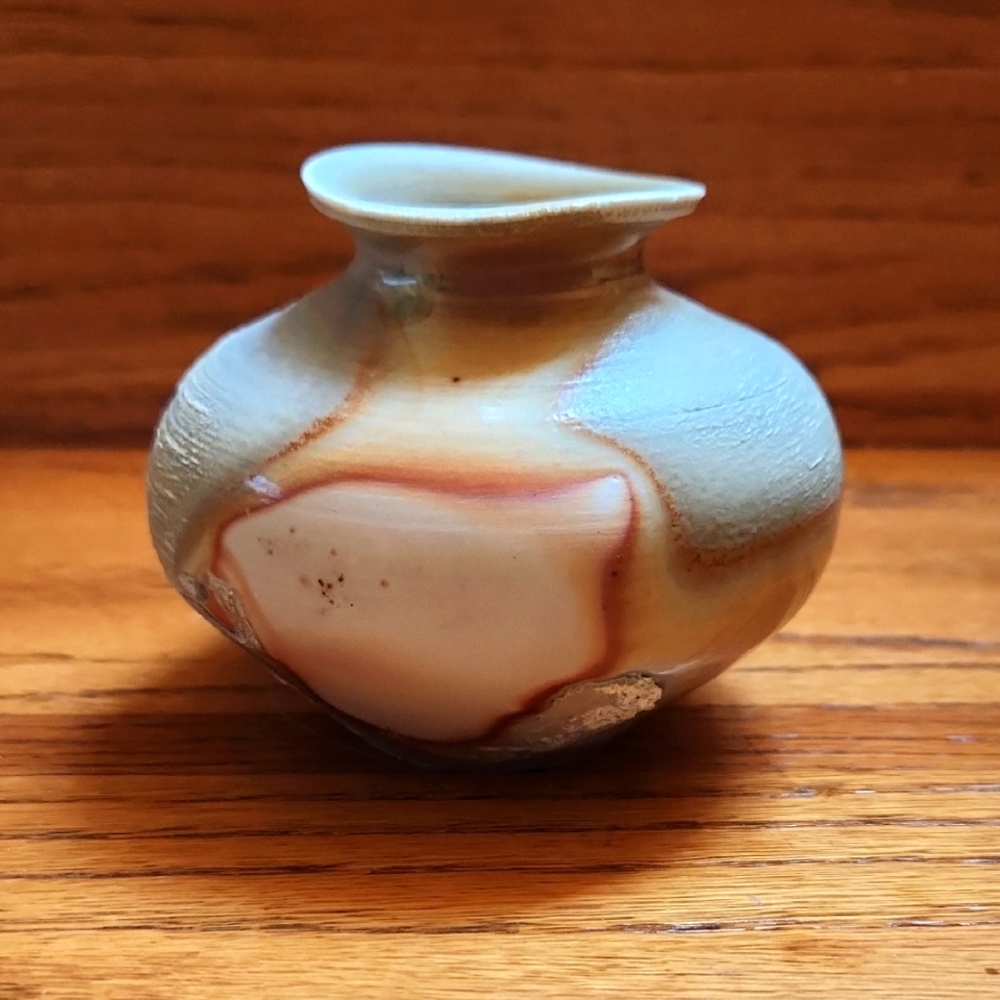 Handcrafted Ceramic Vase - Earth Tones - Picture 1 of 8